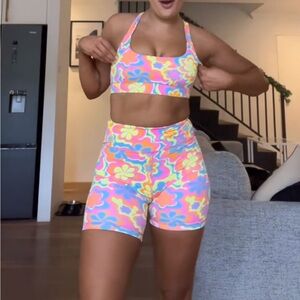 Kulani Kinis Basic Bike Shorts Lovey Dovey Groovy Neon Floral Print XL